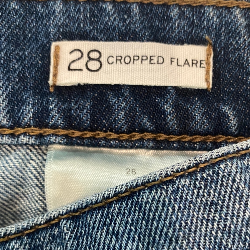 Banana Republic Faded Blue Denim Cropped Flare Jeans - Picture 4 of 8